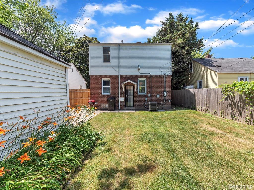 5306 MARSEILLES Street, Detroit, MI 48224 — Photo 39