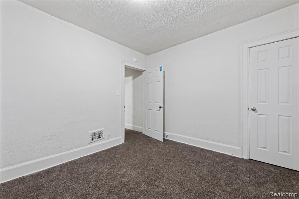 5569 Drexel Street, Detroit, MI 48213 — Photo 11