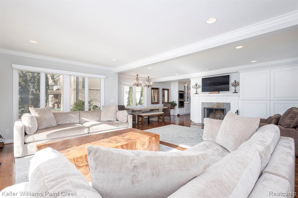 6847 Alden Drive, West Bloomfield, MI 48324 — Photo 13