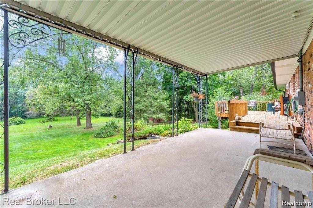 6083 WALDON Road, Clarkston, MI — Photo 4