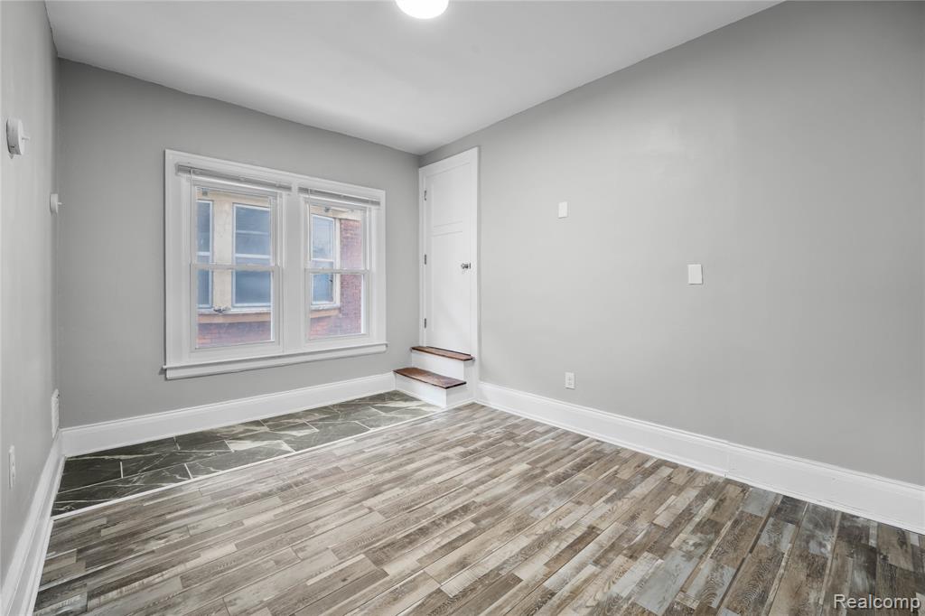681 Clairmount Street, Detroit, MI 48202 — Photo 24