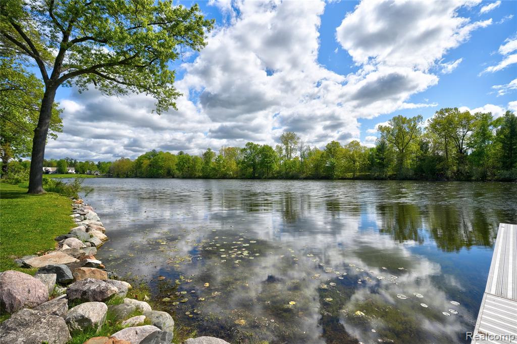 3074 POND Road, Leonard, MI 48367 — Photo 58