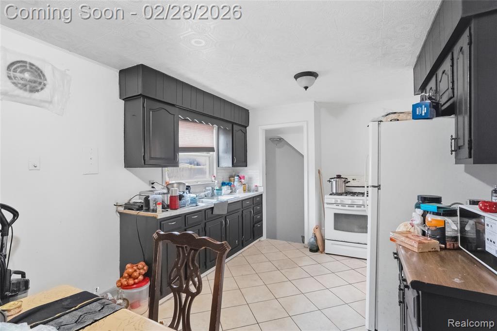 7401 Steadman Street, Dearborn, MI 48126 — Photo 15