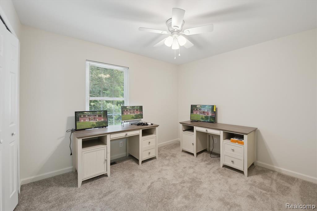 5849 Whispering Oaks Drive, Howell, MI 48855 — Photo 31