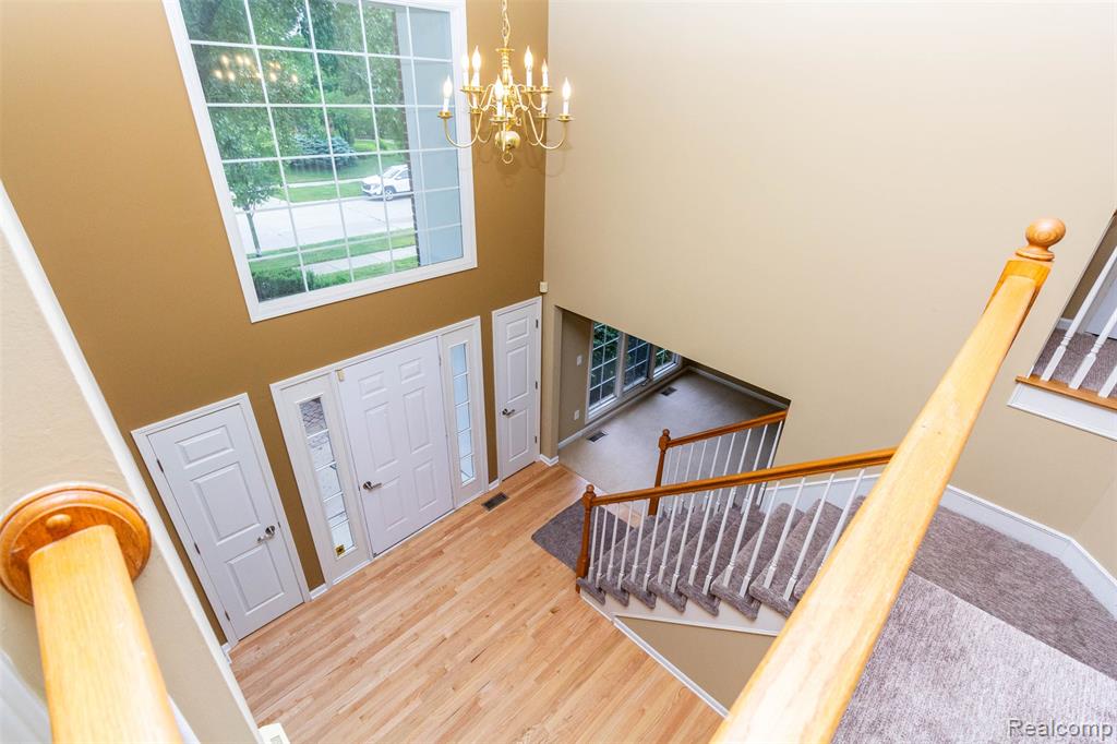 878 Dakota, Rochester Hills, MI 48307 — Photo 20