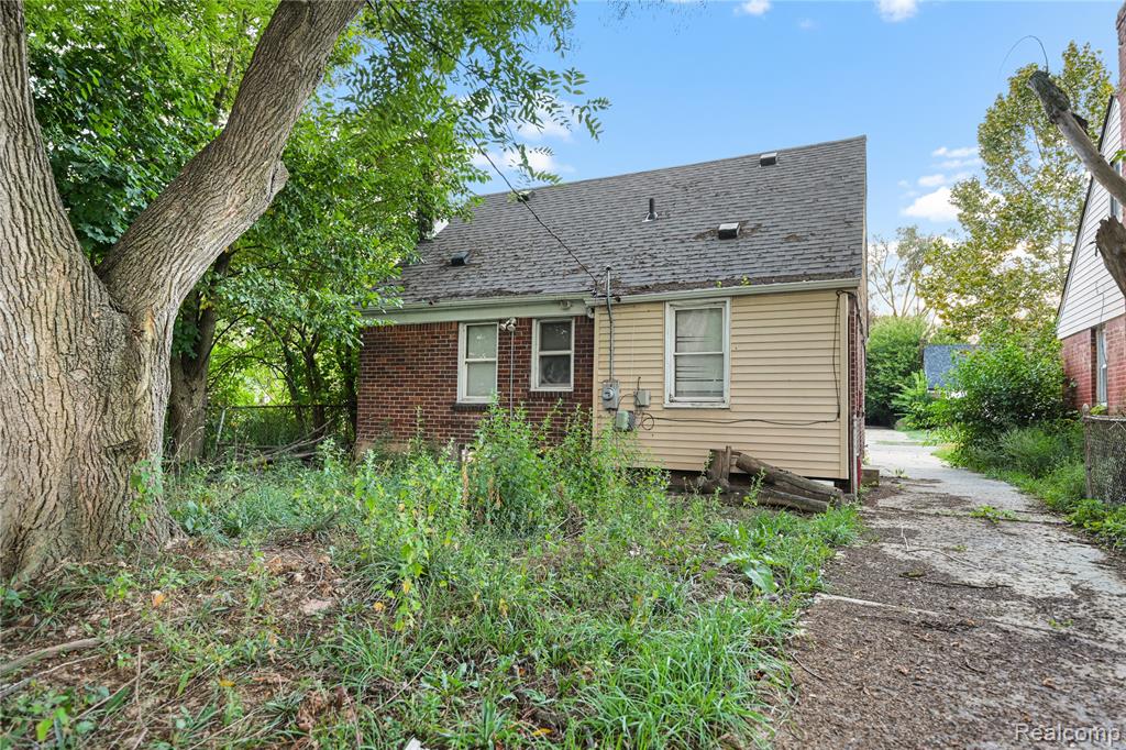 8626 Piedmont Street, Detroit, MI 48228 — Photo 7