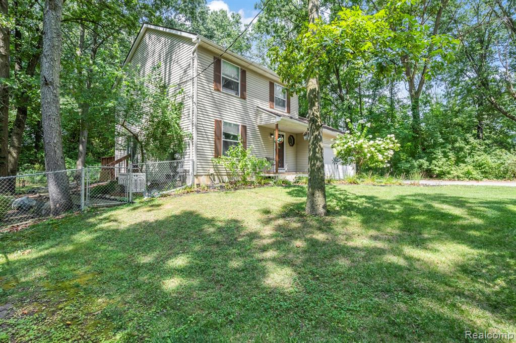 6550 Avon Drive, Brighton, MI 48116 — Photo 3