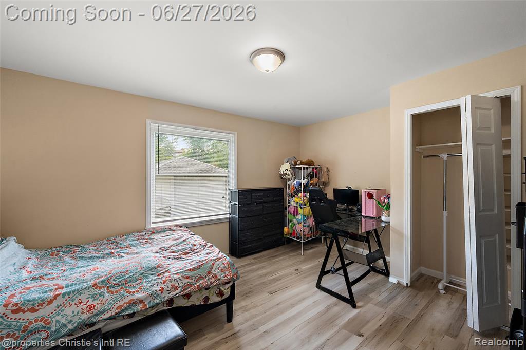 15654 Juliana Avenue, Eastpointe, MI 48021 — Photo 18