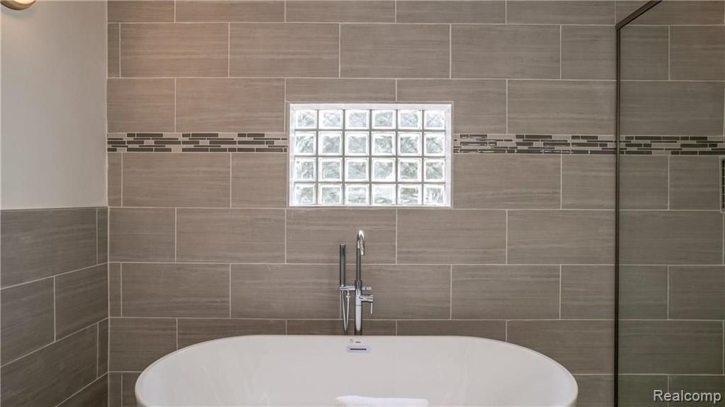 748 Eltham Court, Ann Arbor, MI 48103 — Photo 50