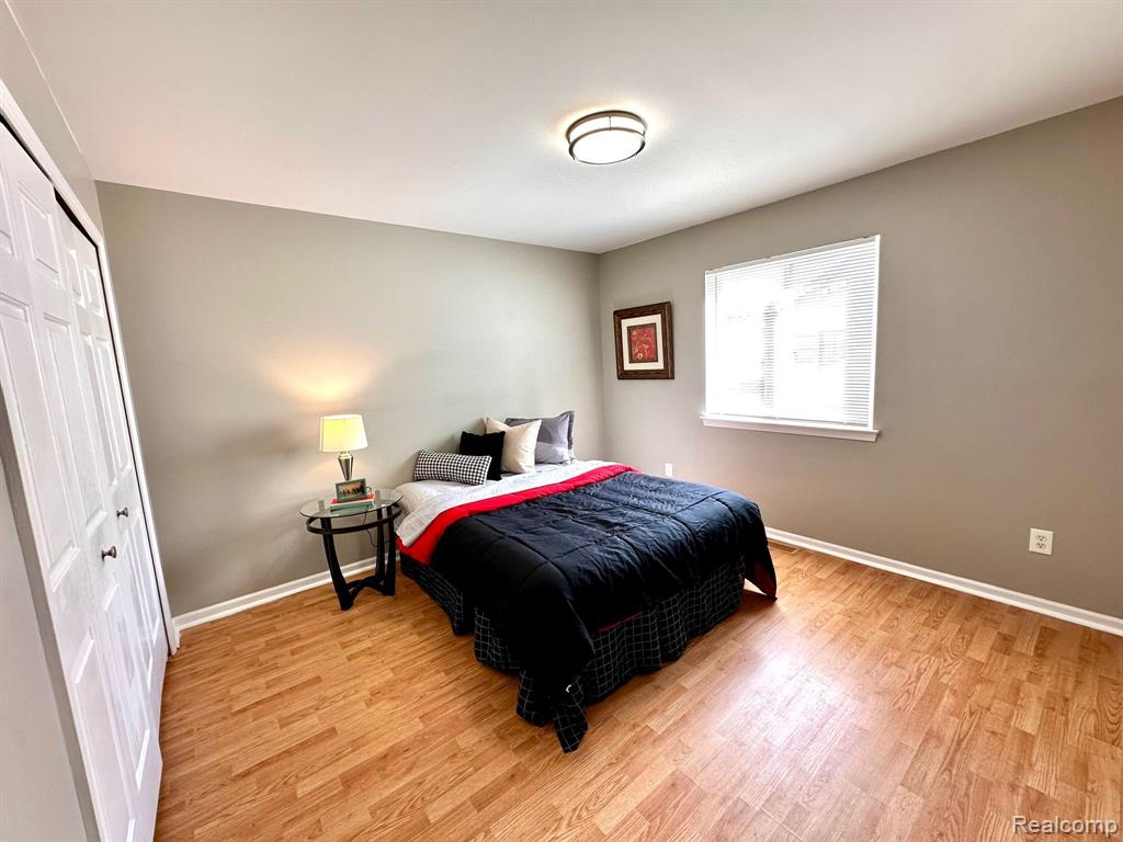 8676 W WALDEN Drive, Van Buren, MI 48111 — Photo 51