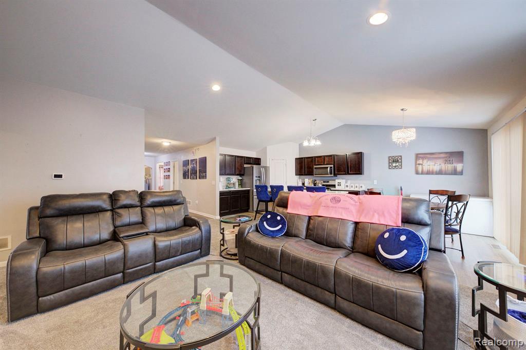 5989 Bay Hill Court, Romulus, MI 48174 — Photo 22