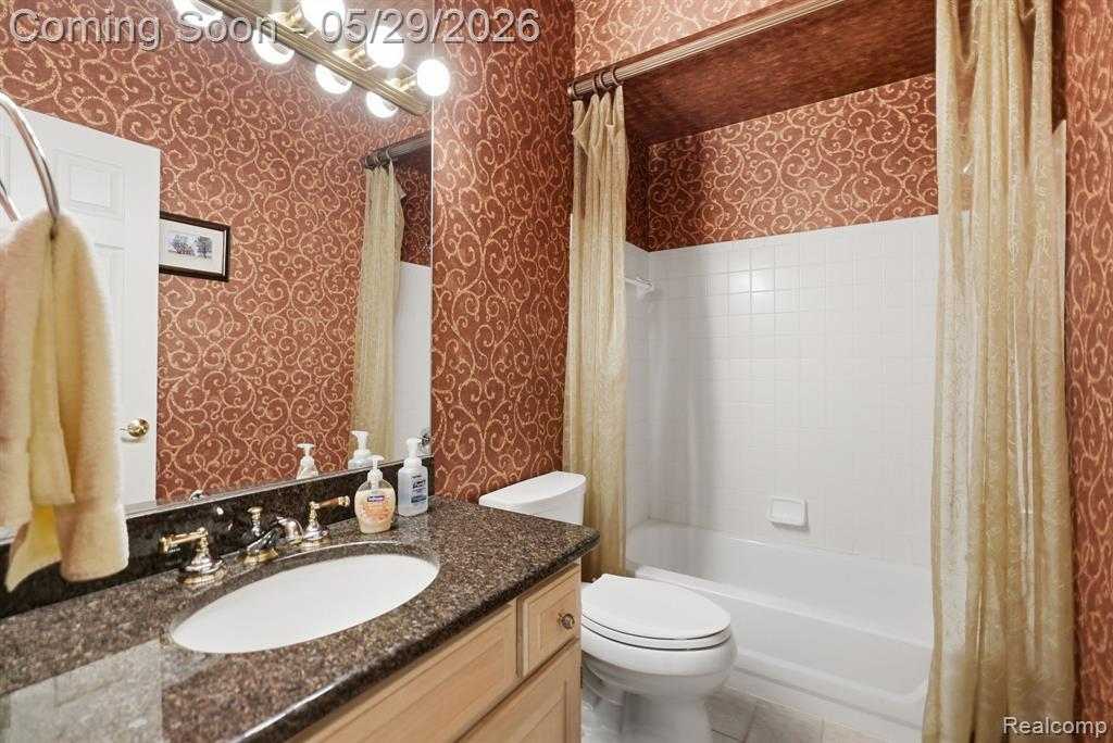 47301 Bramblewood Court, Novi, MI — Photo 31