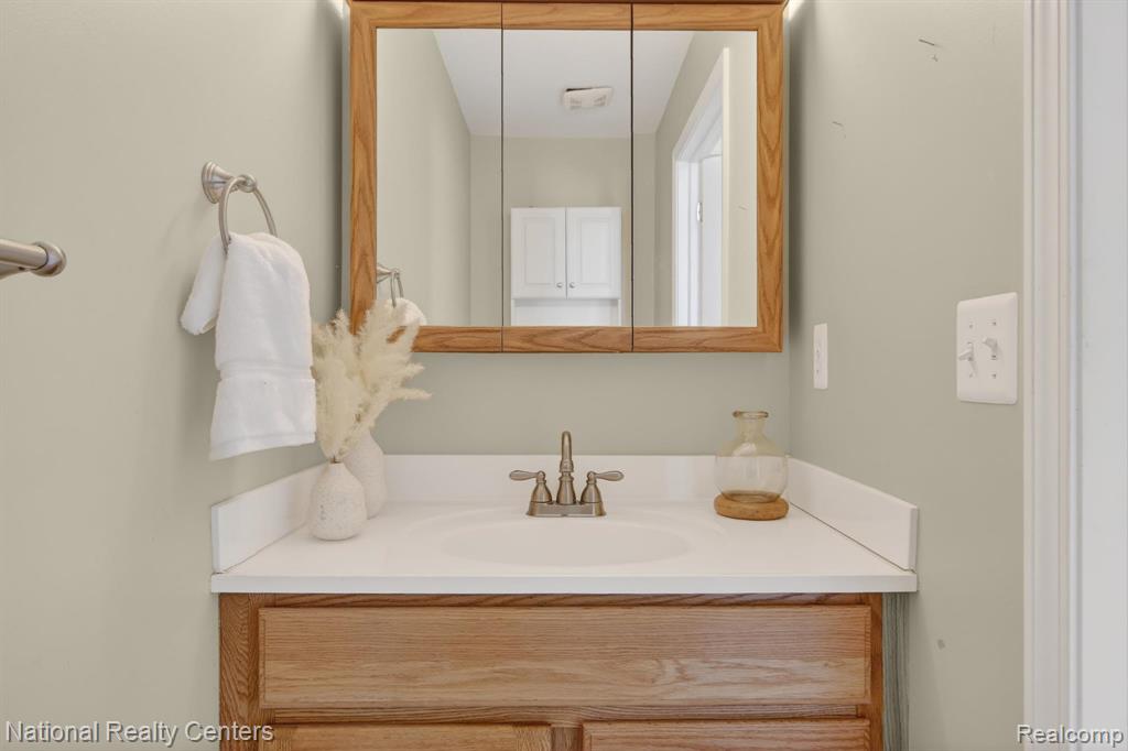 5810 Trombley Road, Newport, MI 48166 — Photo 32