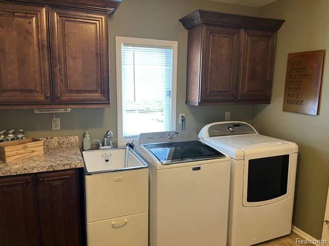 4514 Ravenwood Drive, Grand Blanc, MI 48439 — Photo 8