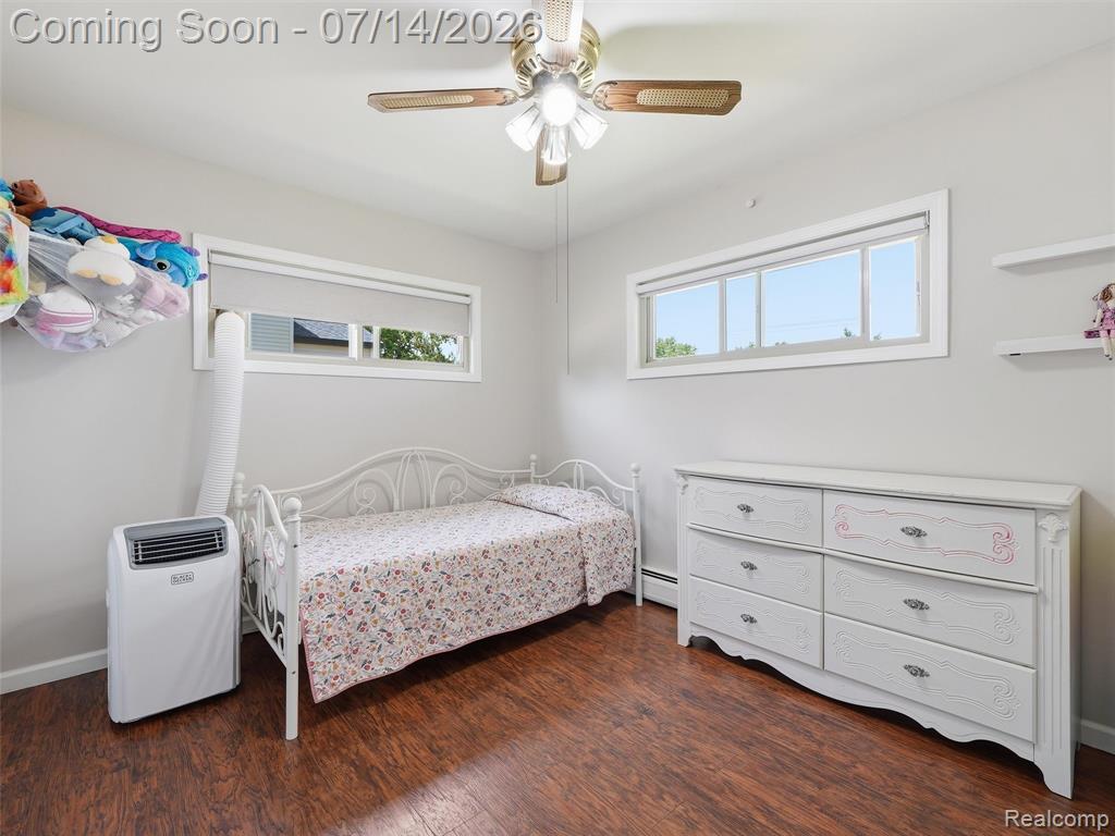 39582 Burton Drive, Novi, MI — Photo 20