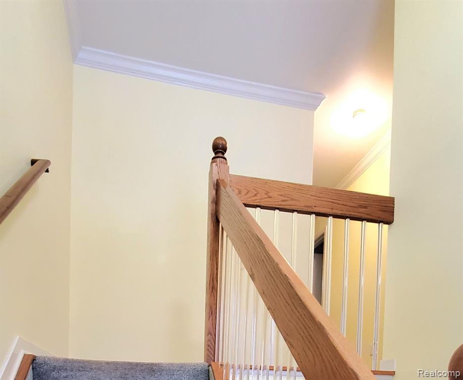 506 DECKER Road, Walled Lake, MI 48390 — Photo 22