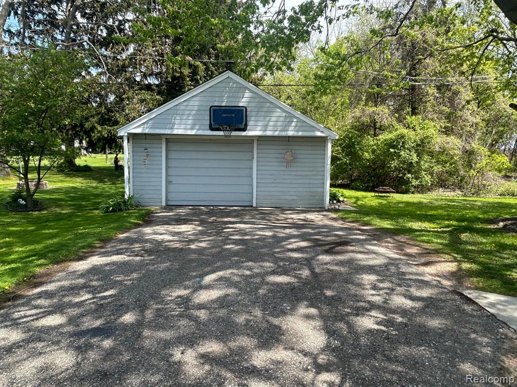 45300 N BRANCH Street, Macomb, MI 48042 — Photo 16