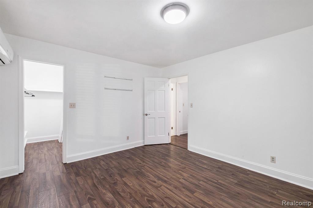 6695 River Road, Flushing, MI 48433 — Photo 11