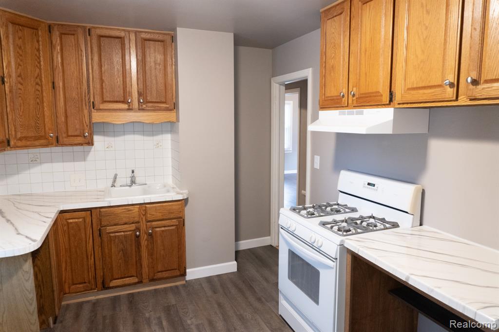 727 Waldman Avenue, Flint, MI 48507 — Photo 13