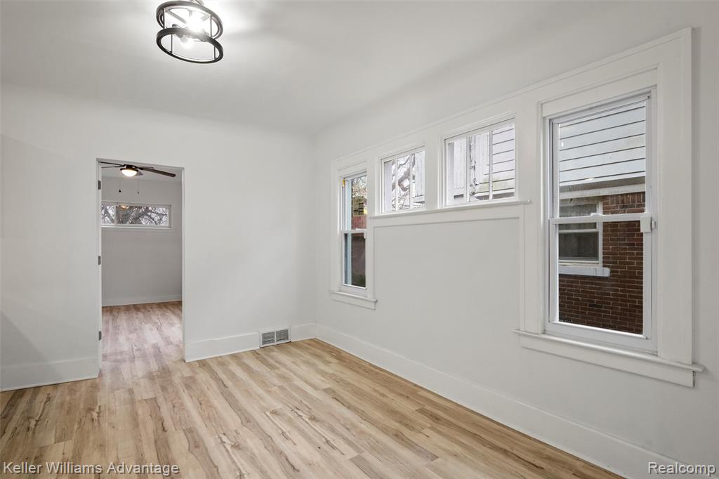 2427 Highland Street, Detroit, MI 48206 — Photo 9