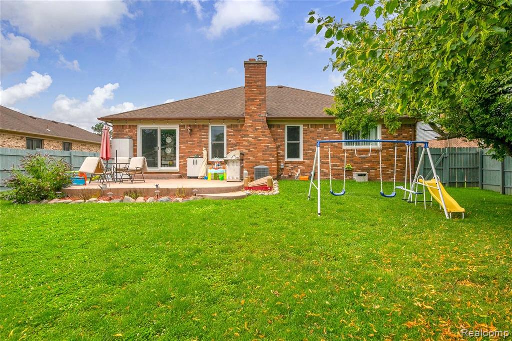 44350 Ausable Drive, Clinton Twp, MI 48038 — Photo 27