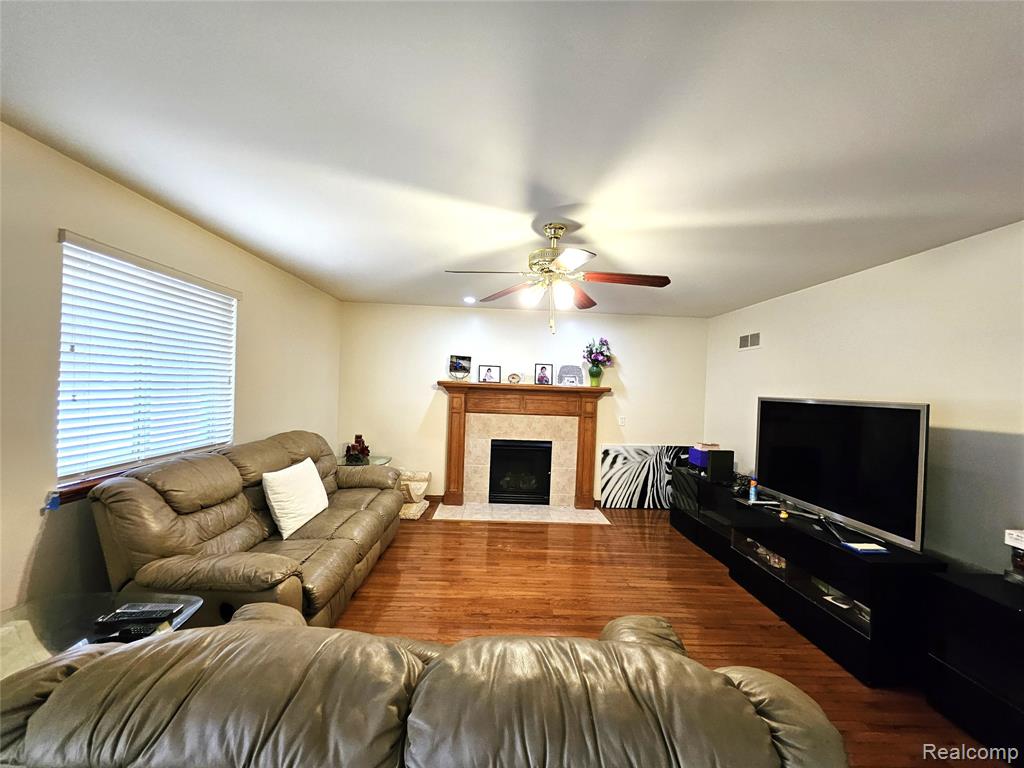 15801 Toulouse, Fraser, MI 48026 — Photo 8
