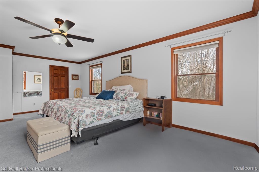 6253 7 MILE Road, South Lyon, MI 48178 — Photo 25