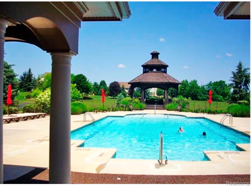 48877 Wildwood Court, Plymouth, MI 48170 — Photo 47