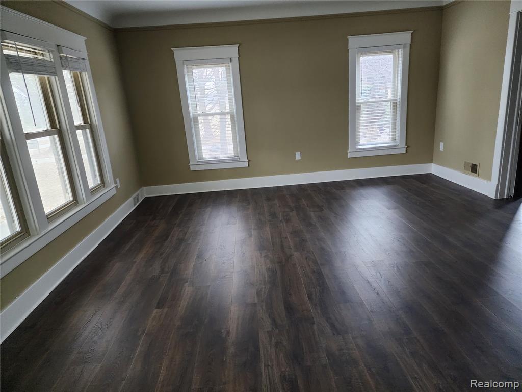8164 Perry Road, Grand Blanc, MI 48439 — Photo 11