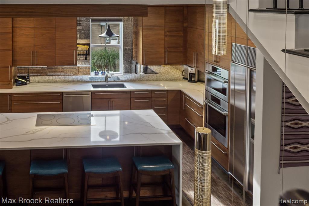 928 Montrose Avenue, Royal Oak, MI 48073 — Photo 28