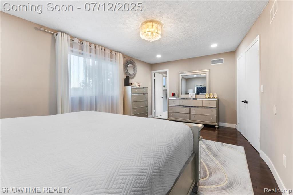41741 Lore Court, Clinton Twp, MI 48038 — Photo 29