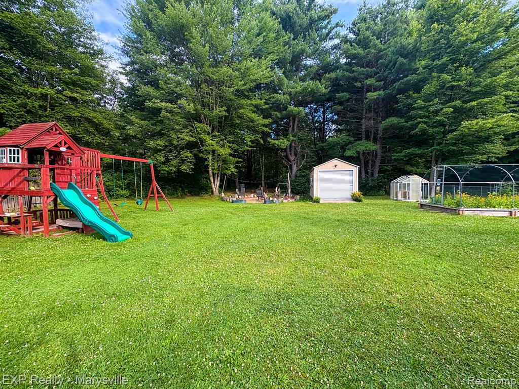 5538 Klettner Rd, St. Clair, MI 48079 — Photo 8
