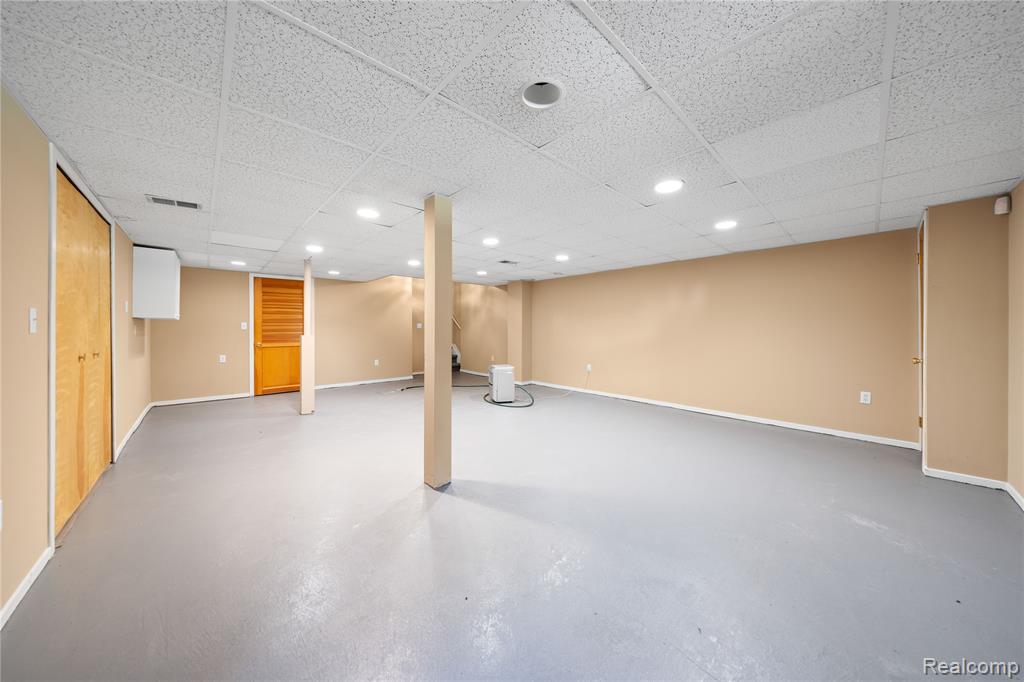 6607 Westbrooke Court, West Bloomfield, MI — Photo 24