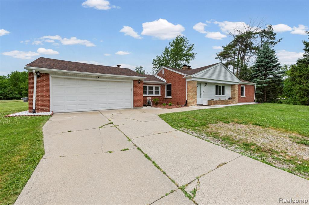 4165 Crooks Road, Troy, MI 48098 — Photo 20