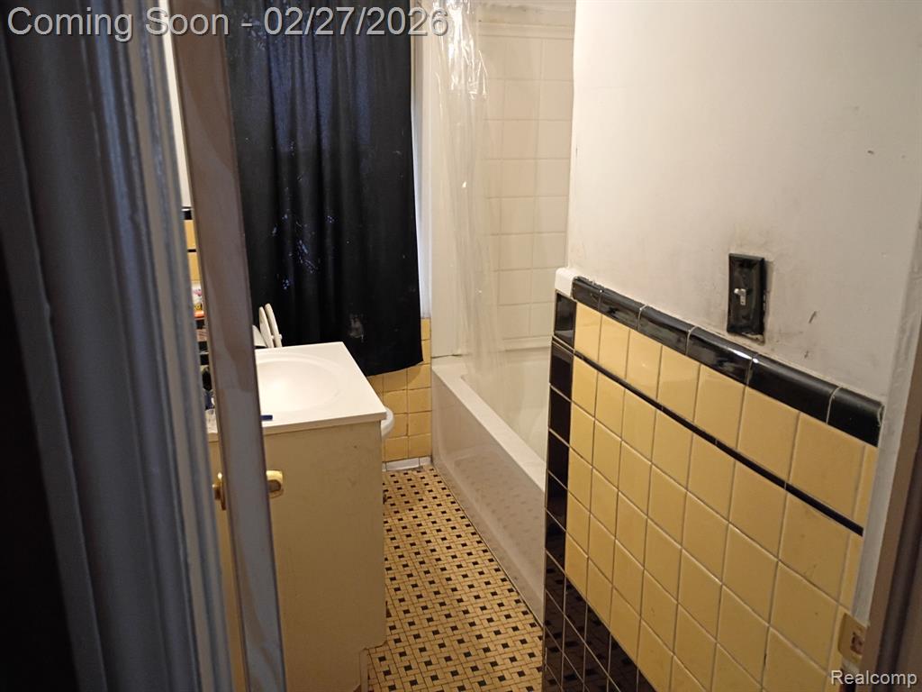 20424 Stotter Street, Detroit, MI, 48234