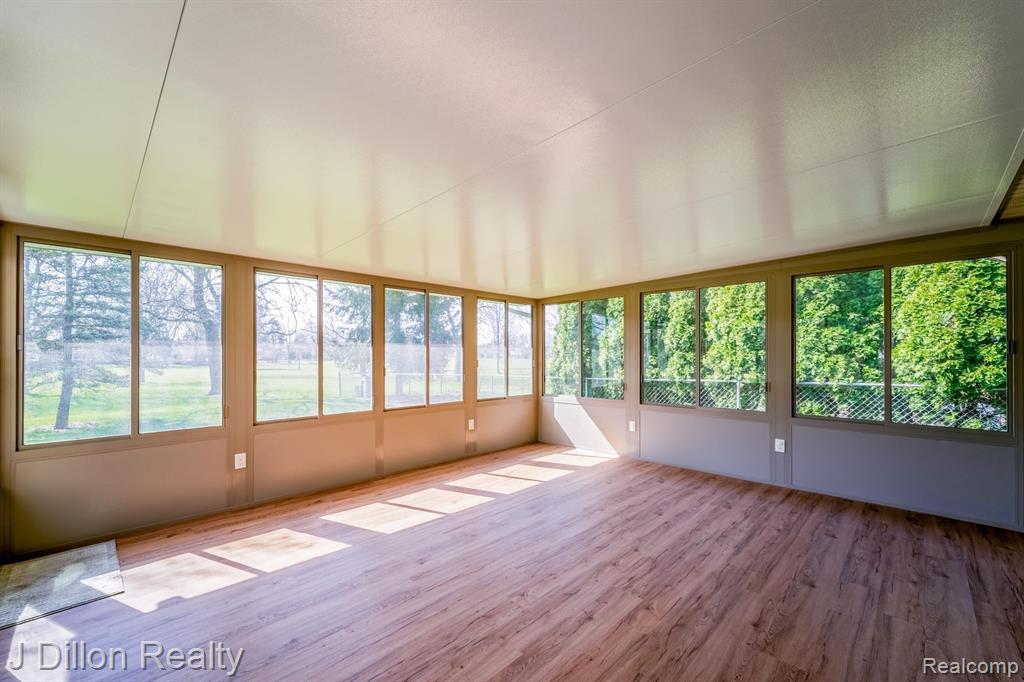 42807 SAXONY Road, Canton, MI 48187 — Photo 29