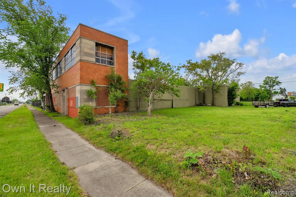 8616 Grinnell Street, Grosse Pointe, MI, 48213