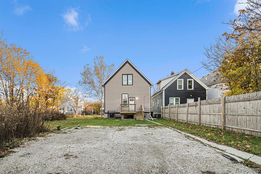 613 E Euclid Street, Detroit, MI 48202 — Photo 22