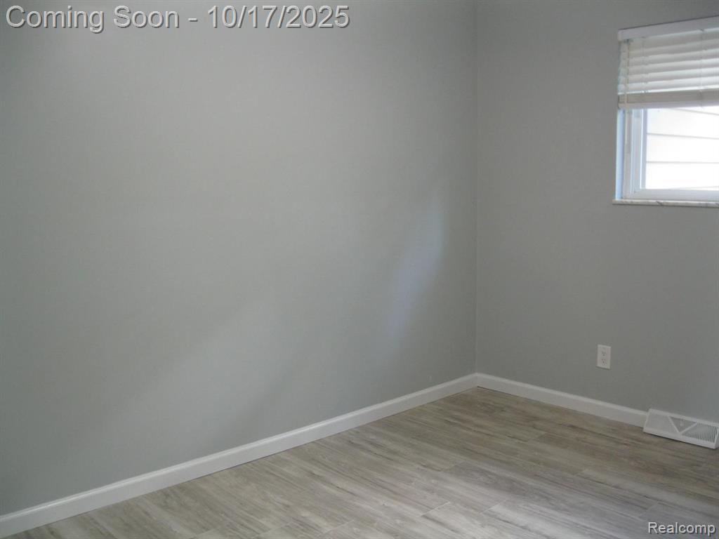 4491 Ormond Road, White Lake, MI 48383 — Photo 26