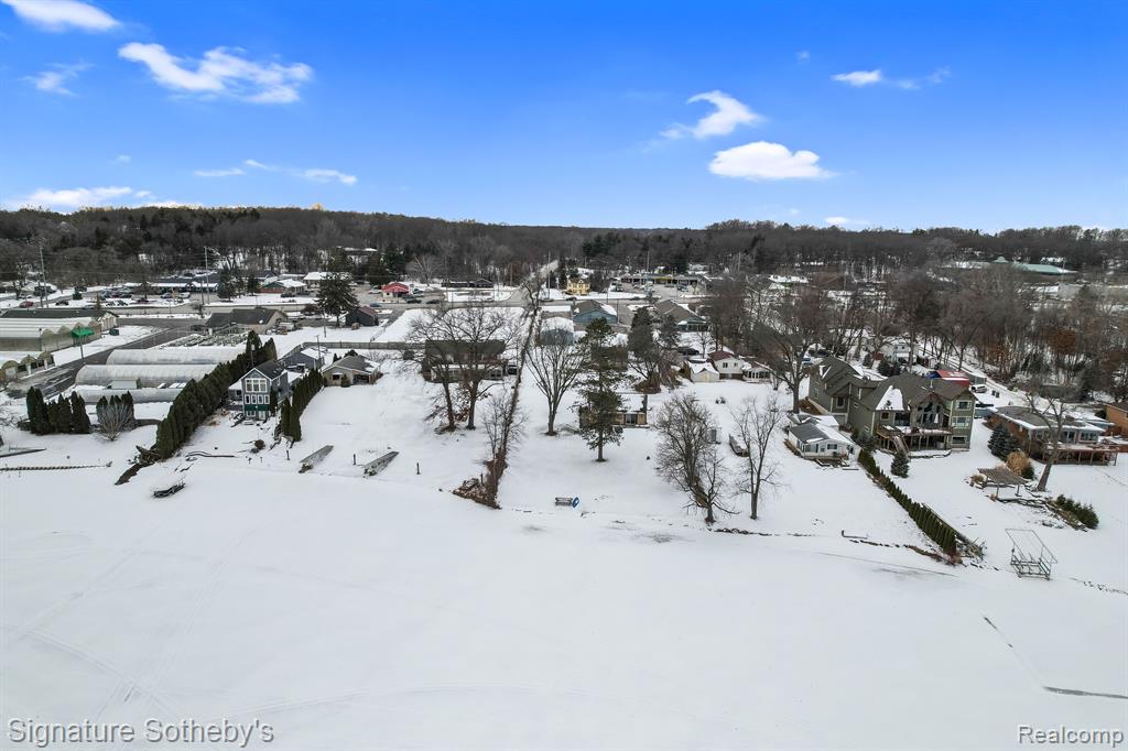 8041 GRAND RIVER Road, Brighton, MI 48114 — Photo 28