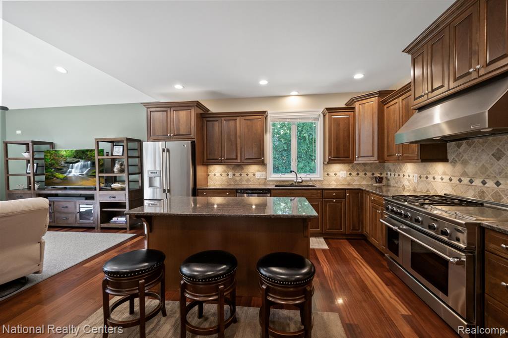 10180 Hadley Road, Clarkston, MI 48348 — Photo 9