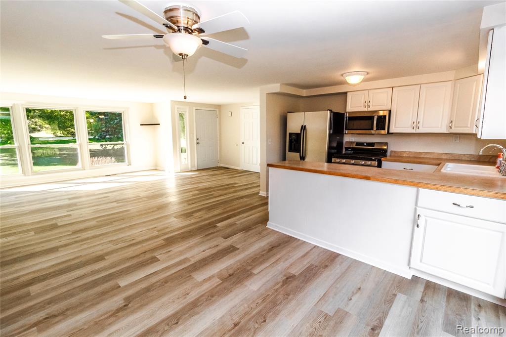 6208 Marathon Road, Otter Lake, MI 48464 — Photo 7