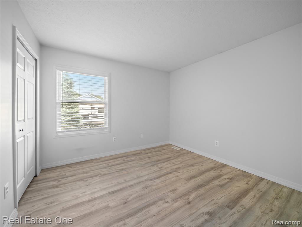 8907 McColl Side Road, Brighton, MI 48116 — Photo 16