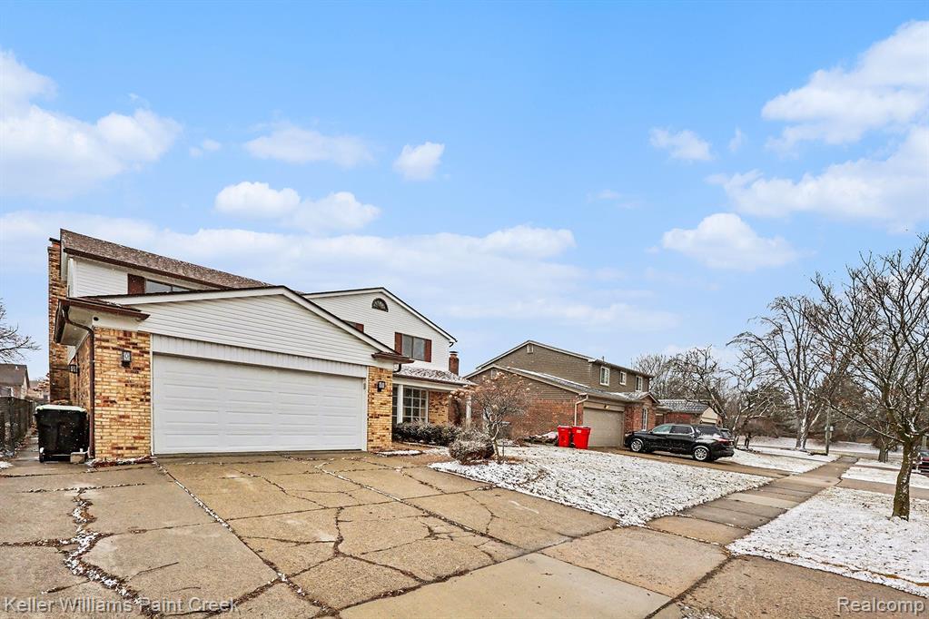 47064 Sarnus Drive, Macomb, MI 48044 — Photo 10