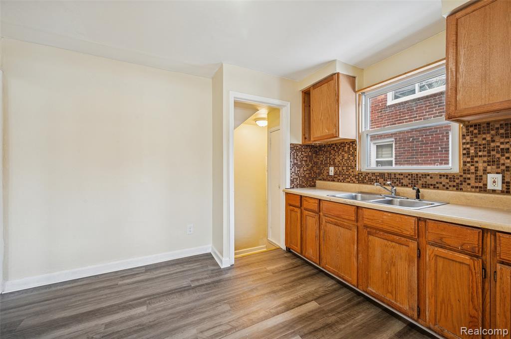 19489 San Juan Drive, Detroit, MI 48221 — Photo 12