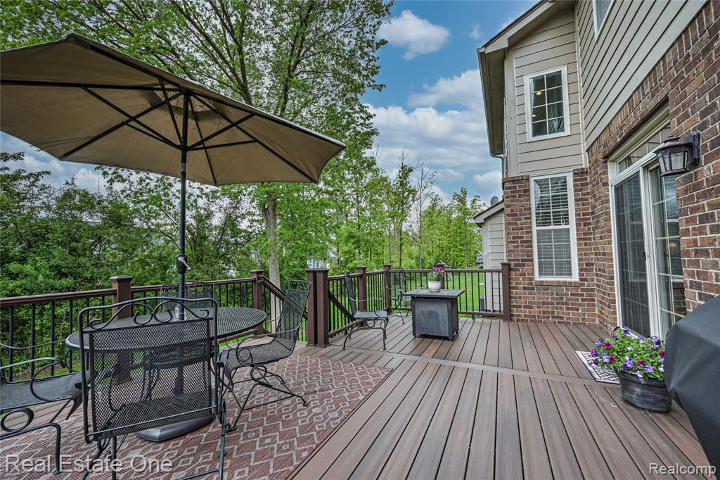 52689 Aspen Drive, South Lyon, MI 48178 — Photo 46