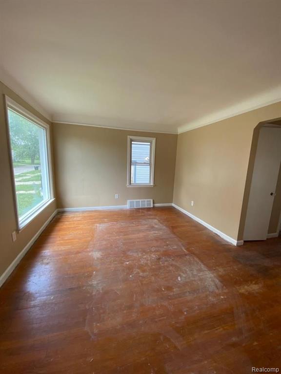 8852 METTETAL Street, Detroit, MI 48228 — Photo 4