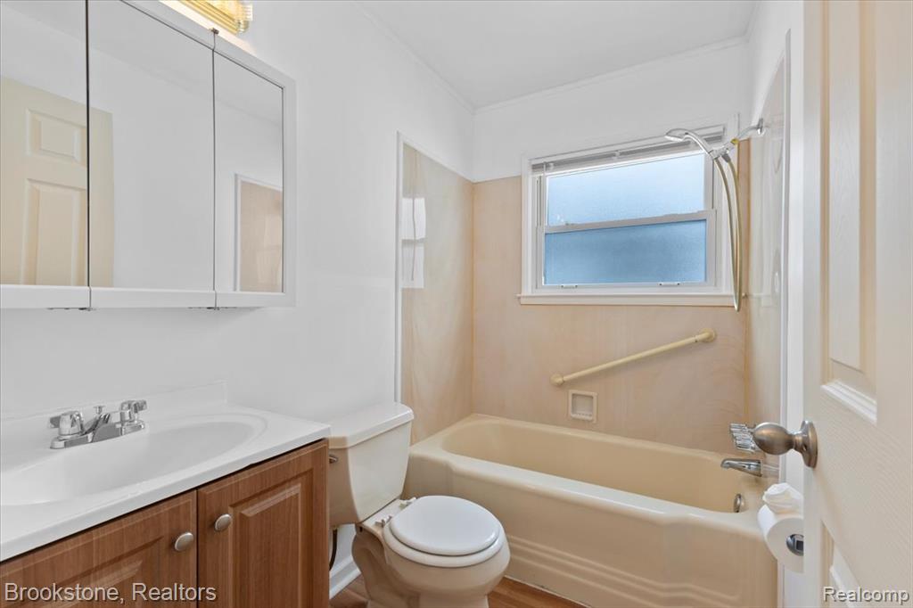951 Argyle Avenue, Pontiac, MI 48341 — Photo 16