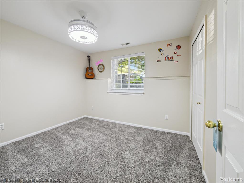 1156 Faulkner, Troy, MI 48083 — Photo 21