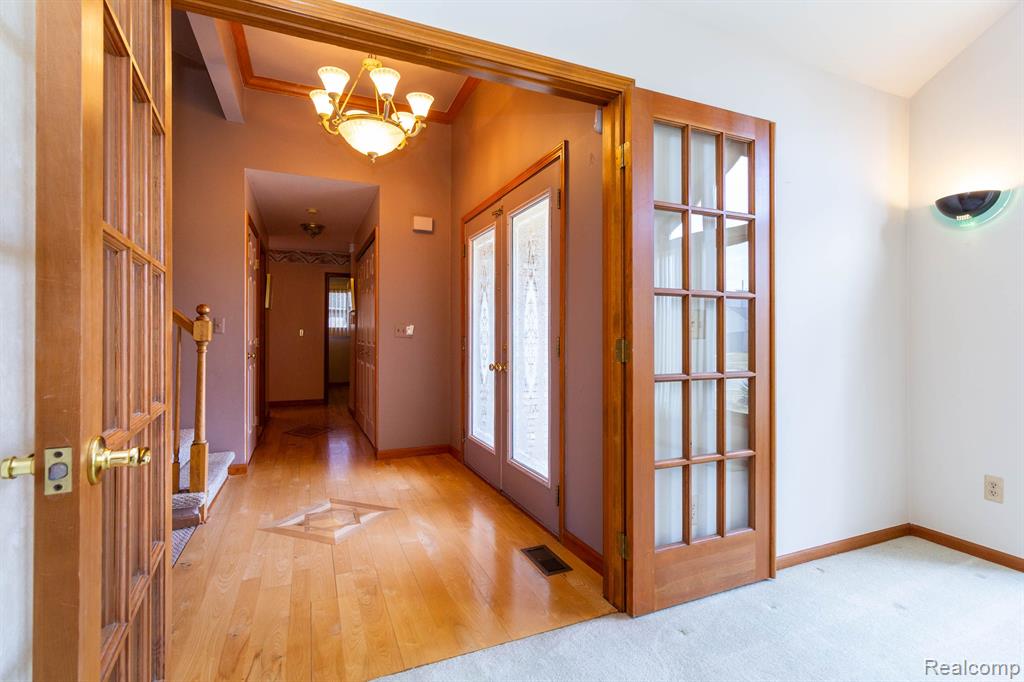 53071 SPRINGHILL MEADOWS Drive, Macomb, MI 48042 — Photo 6